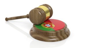 Court hammer with Portuguese flag